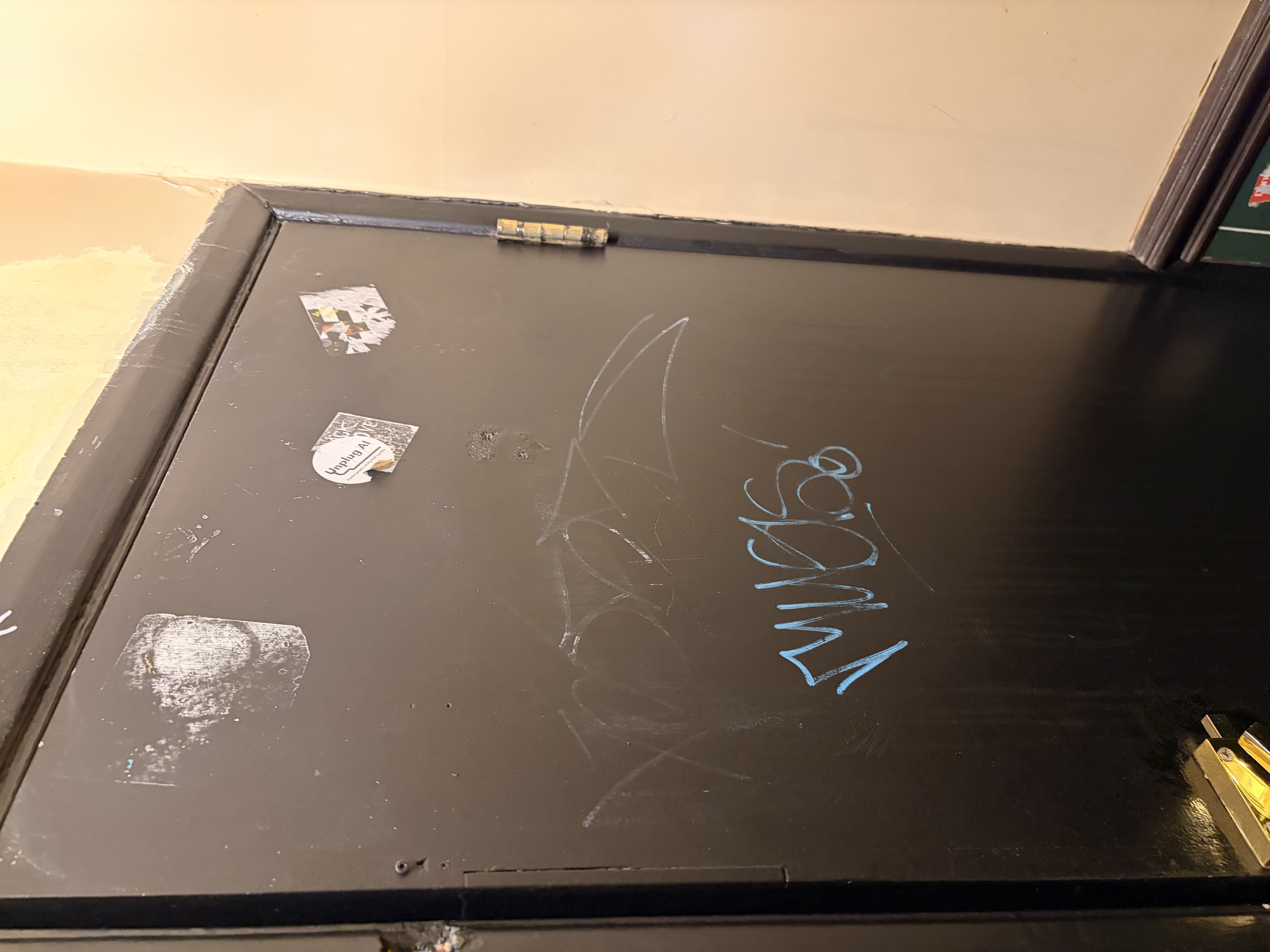 Latrinalia at Hoop & Toy